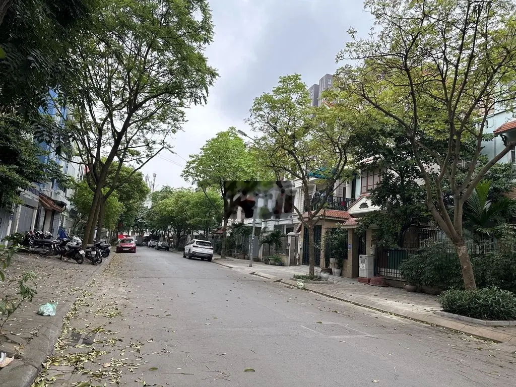 Bán biệt thự Trần Kim Xuyến-KĐT mới Yên Hòa- 210M2- Mặt tiền 15M-78 Tỷ