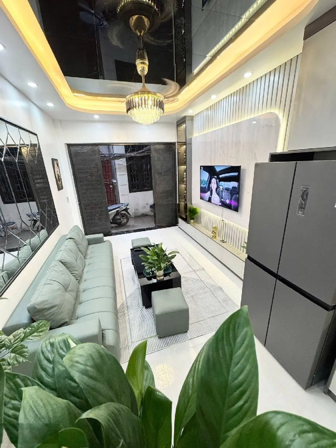Bán gấp nhà Trung Phụng Đống Đa 30m2 giá 5,58 tỷ, 4 tầng 3PN, full nội thất, 2 mặt thoáng