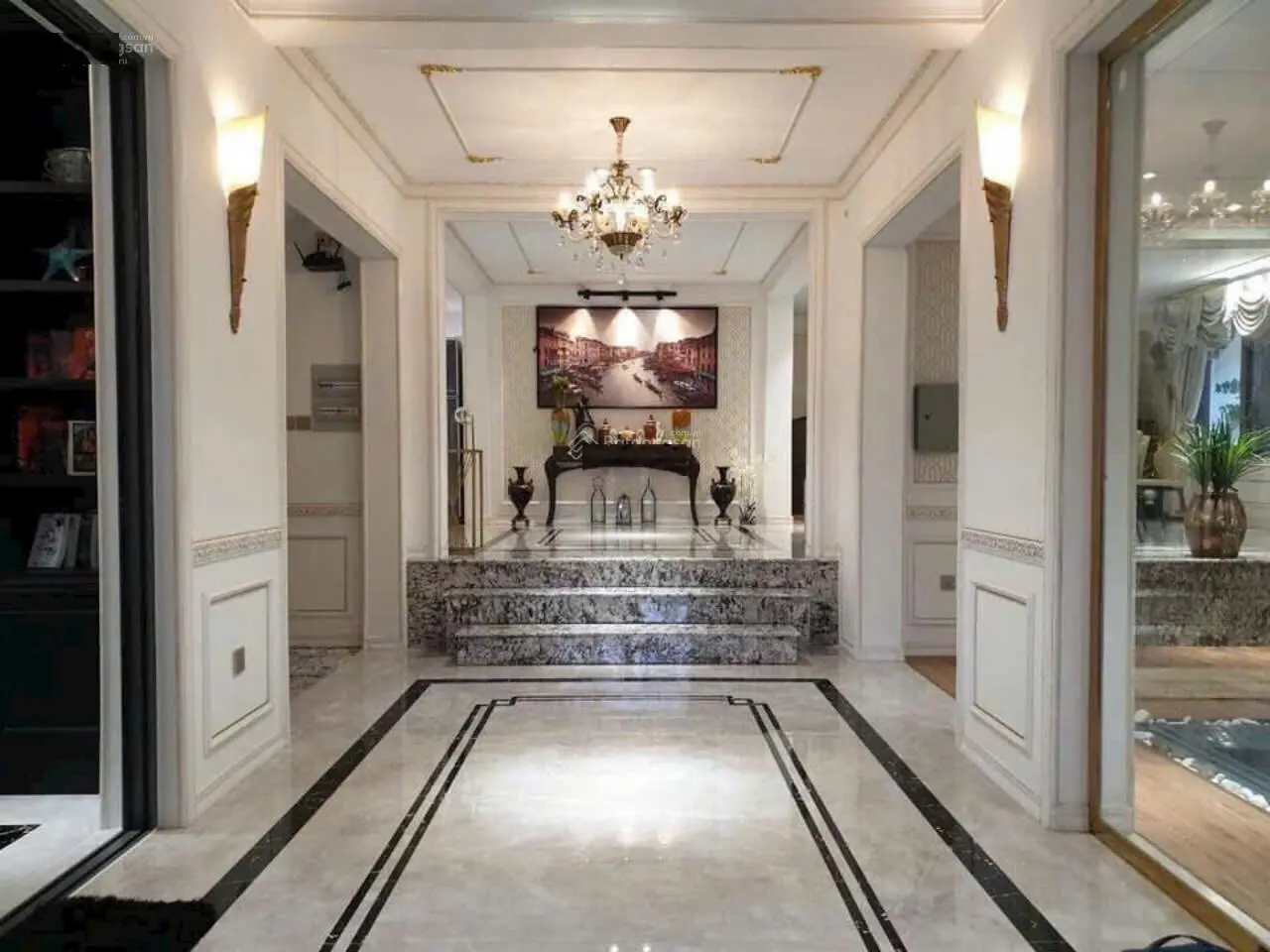 Bán Biệt Thự Nam Thông 3 - Phú Mỹ Hưng, Quận 7. DT 342m2, DTSD 541m2. 5PN , có sân vườn, hầm