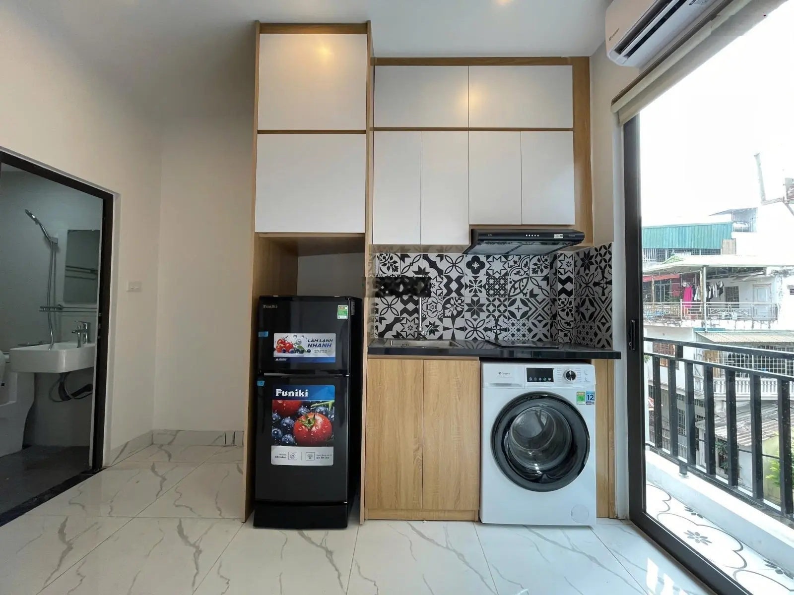 Chính chủ bán căn hộ dịch vụ ở 44m2, 6 tầng, doanh thu 50tr/ tháng gần Bách Kinh Xây