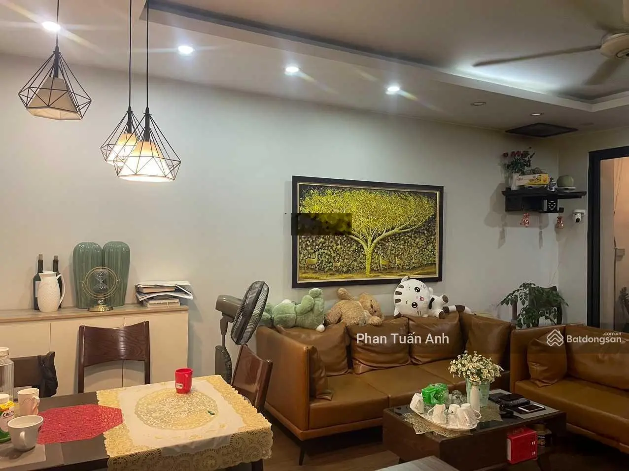 Cần bán gấp căn hộ 2PN, 77m2 tại chung cư FLC 36 Phạm Hùng, nhà đẹp view thoáng, giá thương lượng