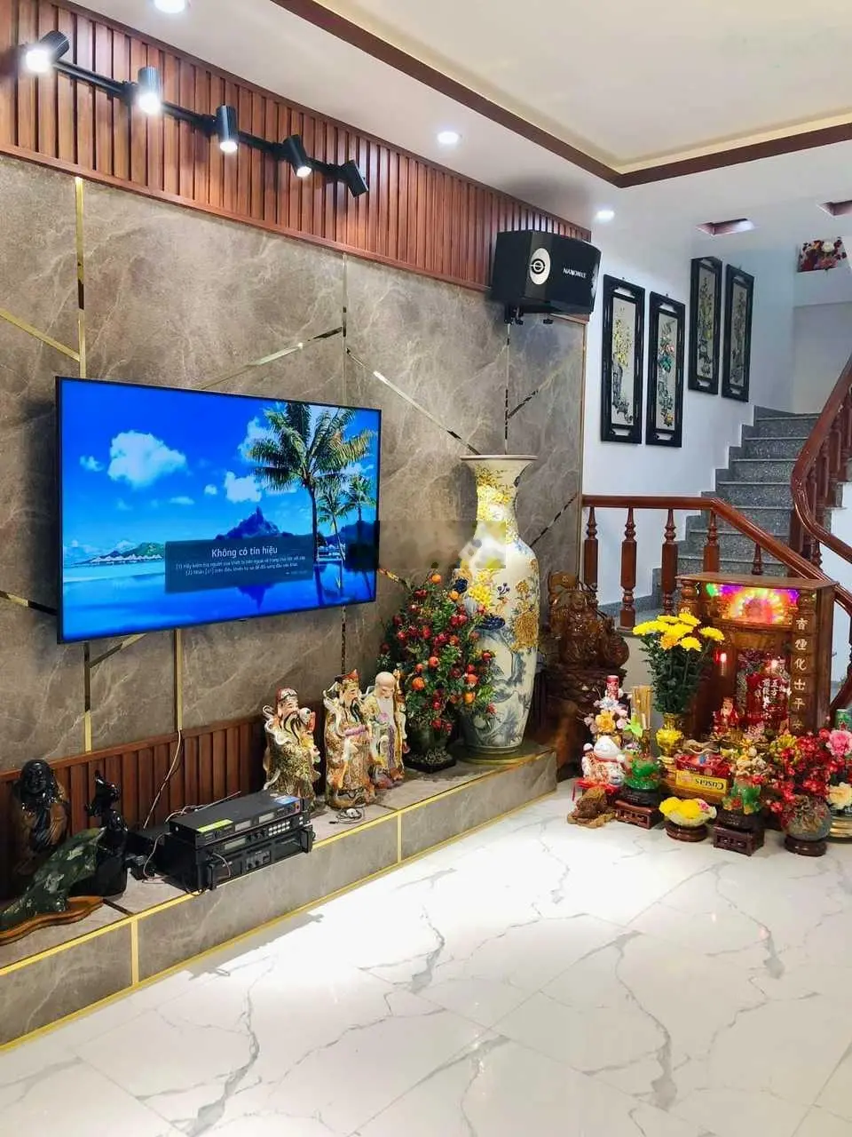 Cần tiền chủ bán gấp nhà 3 tầng Tổ 8, thị trấn An Dương, cách trung tâm Rế 300m, 56m2, giá 2,59 tỷ