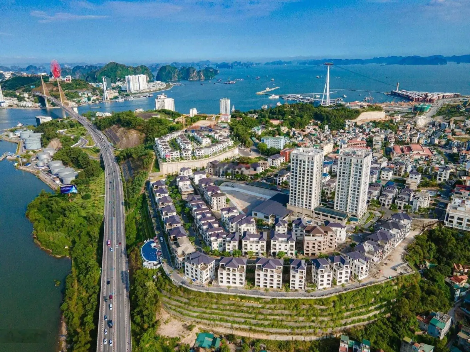 Bán căn BT Song lập trên đồi tỷ phú Beverly hills Hạ Long đã vận hành cho thuê ổn định giá 21.8 tỷ