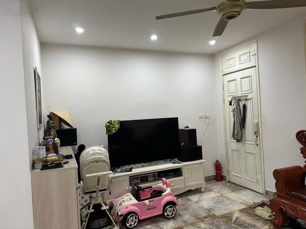 Nhà 5,5T khu PL vip phố Xã Đàn oto đỗ cửa DT 50m2 MT 6,8m KD tốt 18,5 tỷ sát phố, ngõ rộng hơn 4m