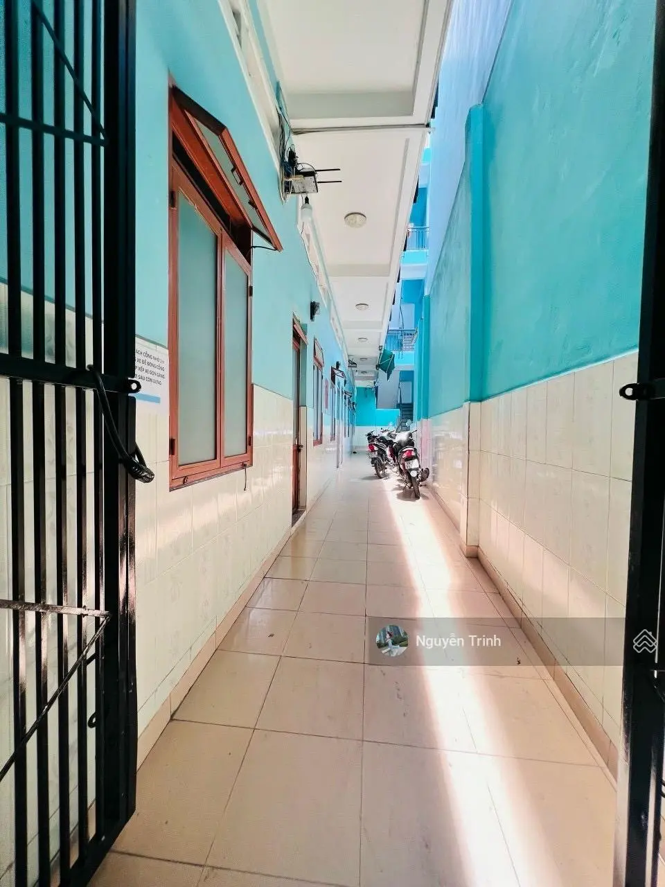 Bán gấp căn hộ dịch vụ cao cấp 4 lầu Ngay Đại Học Ngân Hàng thu nhập khủng hàng tháng. Ngang 8m