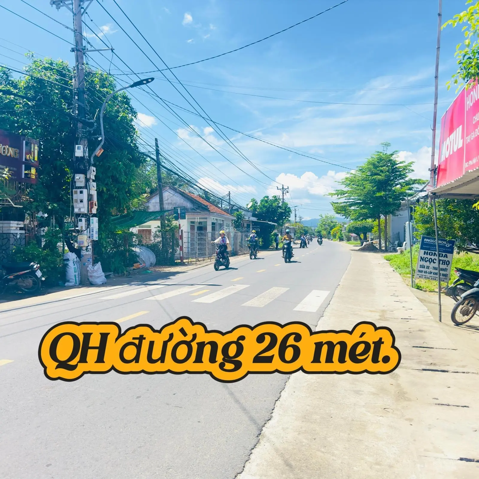 Đất Vân Phong, đường trục chính. Qh rộng 26 mét, gần sân bay. 165 m, giá 2 tỷ 3.