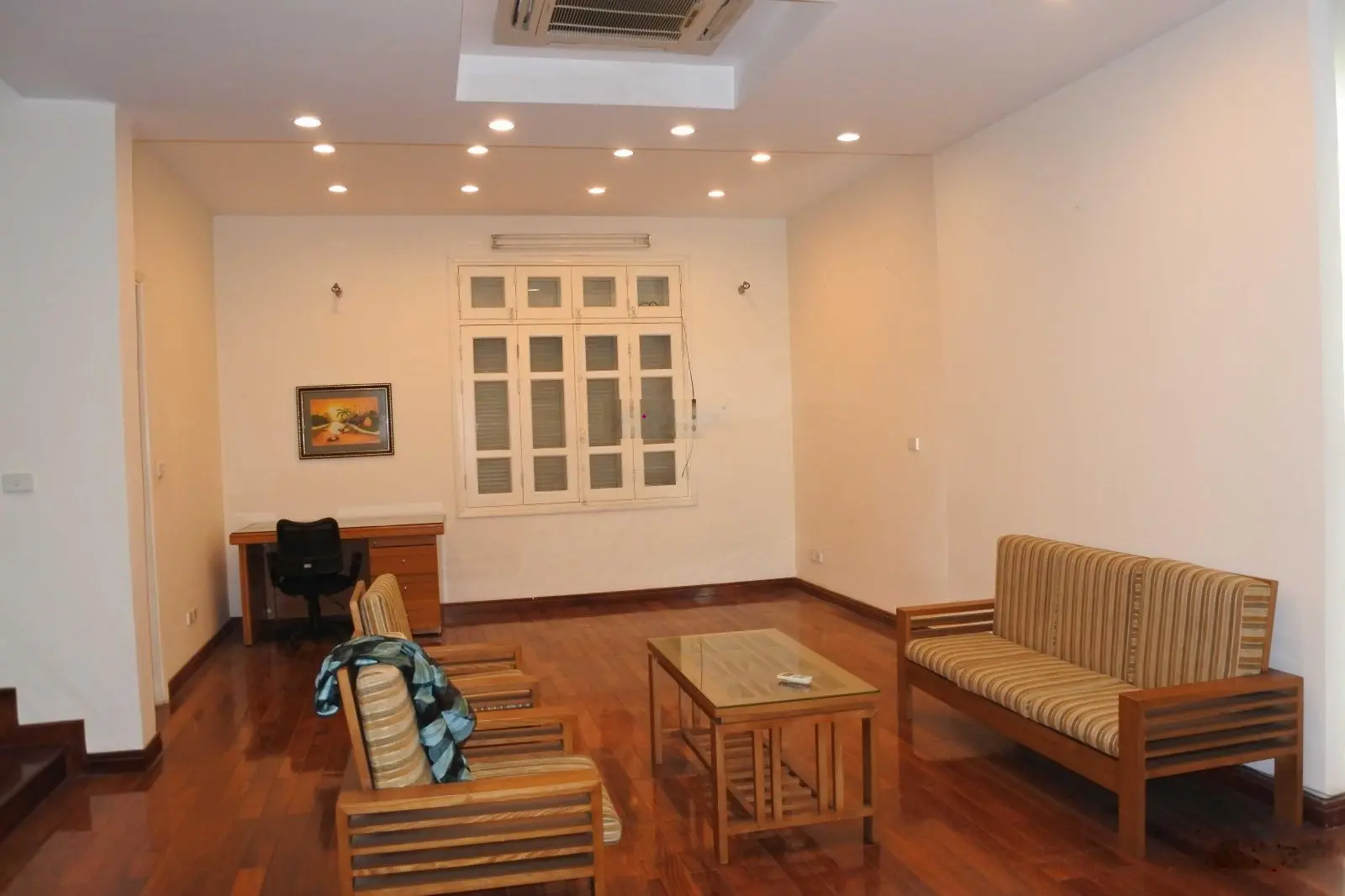 Bán biệt thự 5 phòng ngủ diện tích 140m2 lô T6 khu ĐT Nam Thăng Long Ciputra Hà Nội. LH 0985 172 ***