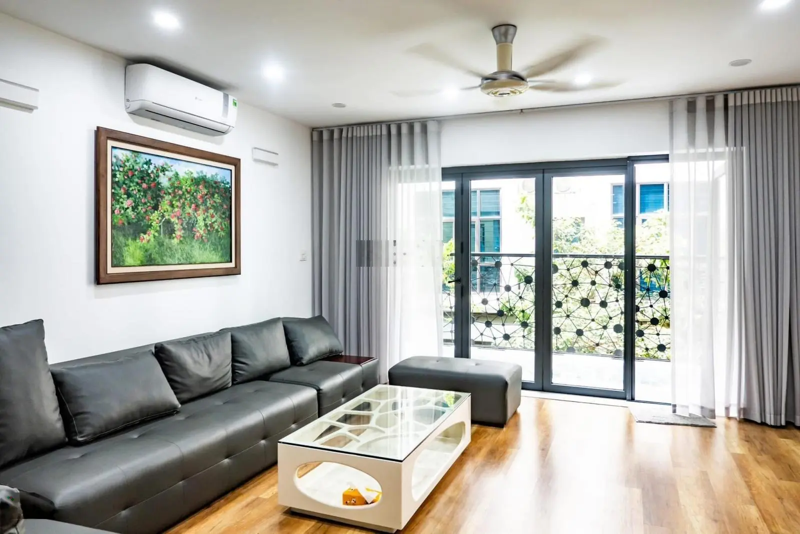 Siêu phẩm Tây Hồ phân lô Vip 2 thoáng - thang máy - ô tô - không gian đẳng cấp - 86m2x5 tầng MT 5m