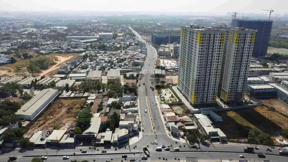 Bán lô góc 2 mặt tiền trong KDC ngay đường Thống Nhất Dĩ An đường ô tô