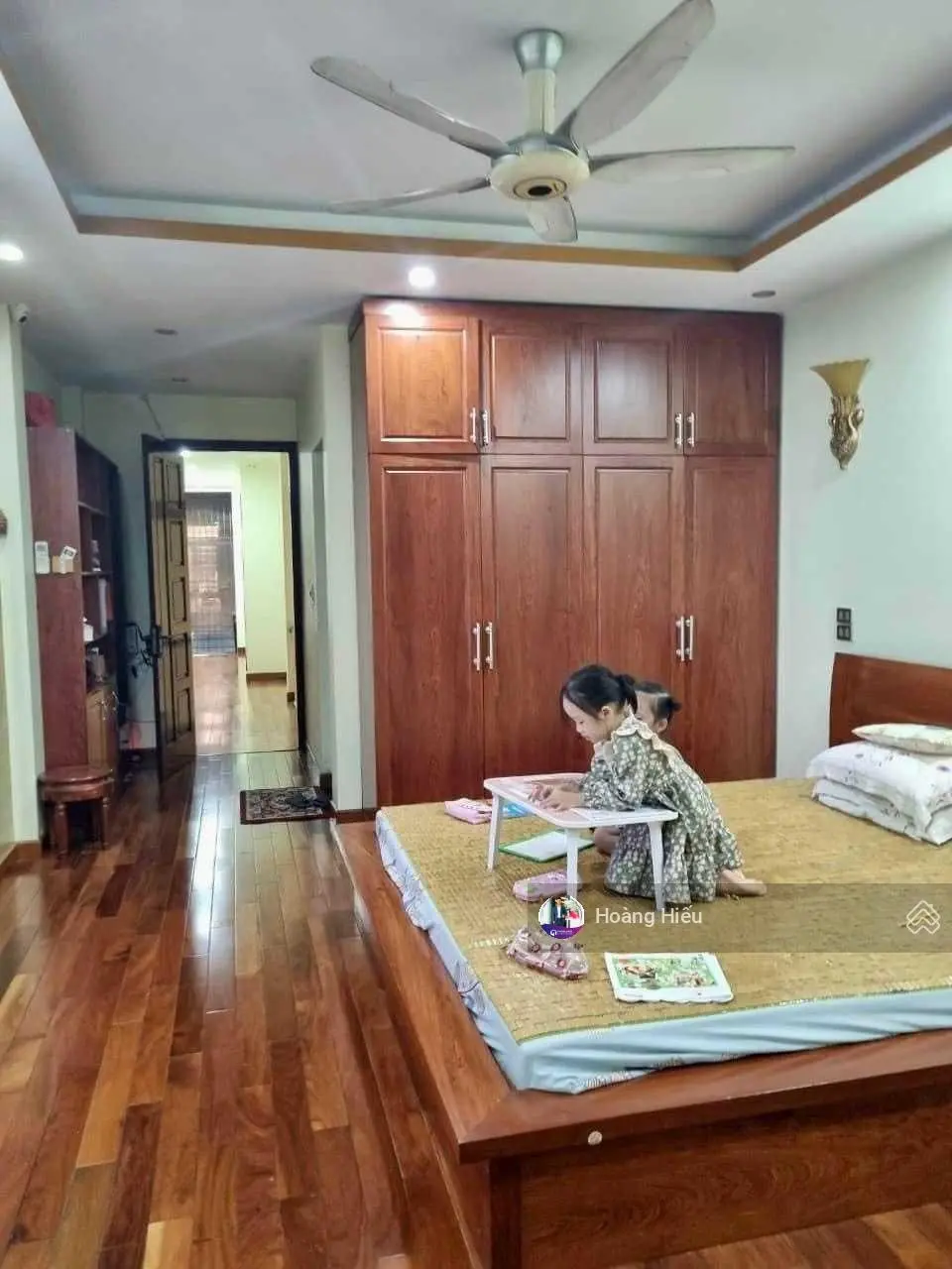 Tin thật, bán nhà Nguyễn Trãi mới đẹp, 30m ra mặt phố lớn, 2 mặt thoáng, tặng nội thất 48m2 x 5T