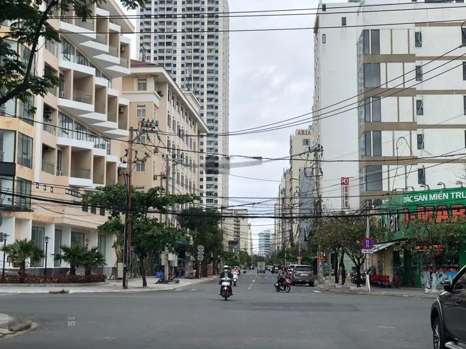 Bán khách sạn 7 tầng mặt tiền Trần Bạch Đằng_Ngũ Hành Sơn.