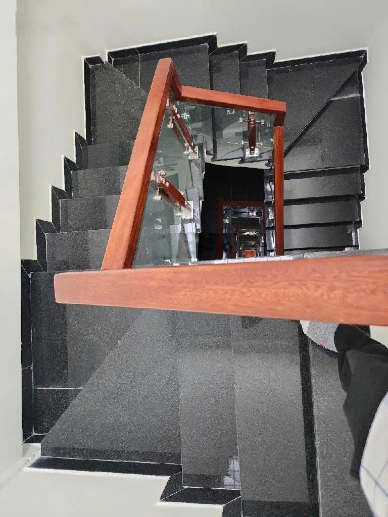37m2 Phố An Dương ! Phân Lô/Sân rộng !! 5,5 Tỷ