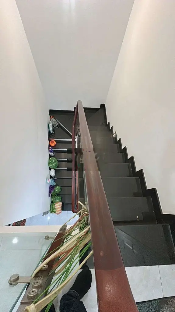 BÁN NHÀ ĐƯỜNG TÂY LÂN 3T850 3PN, 2VS, NHÀ ĐÚC BTCT SHR-HẺM XH HOÀN CÔN