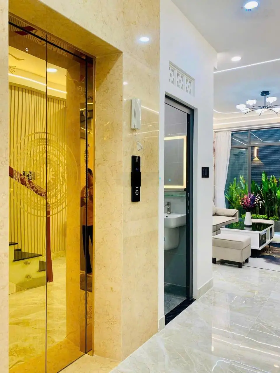 2 Căn siêu phẩm mặt tiền, Nguyễn Văn Khối P11, 4m x 19m. 5 lầu - thang máy=14 tỷ