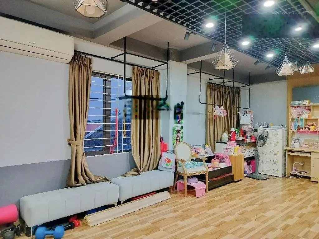Nhà mặt phố đại mỗ - lô góc - 42m2 - mặt tiền 4.2m - kinh doanh quá đẹp