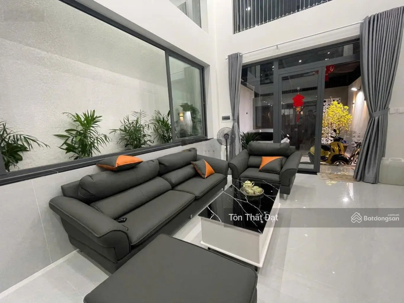 Nhà 4 tầng cưc đẹp,137m2, mặt tiền đường oto, Đỗ Xuân Hợp, Phước Long B, Quận 9