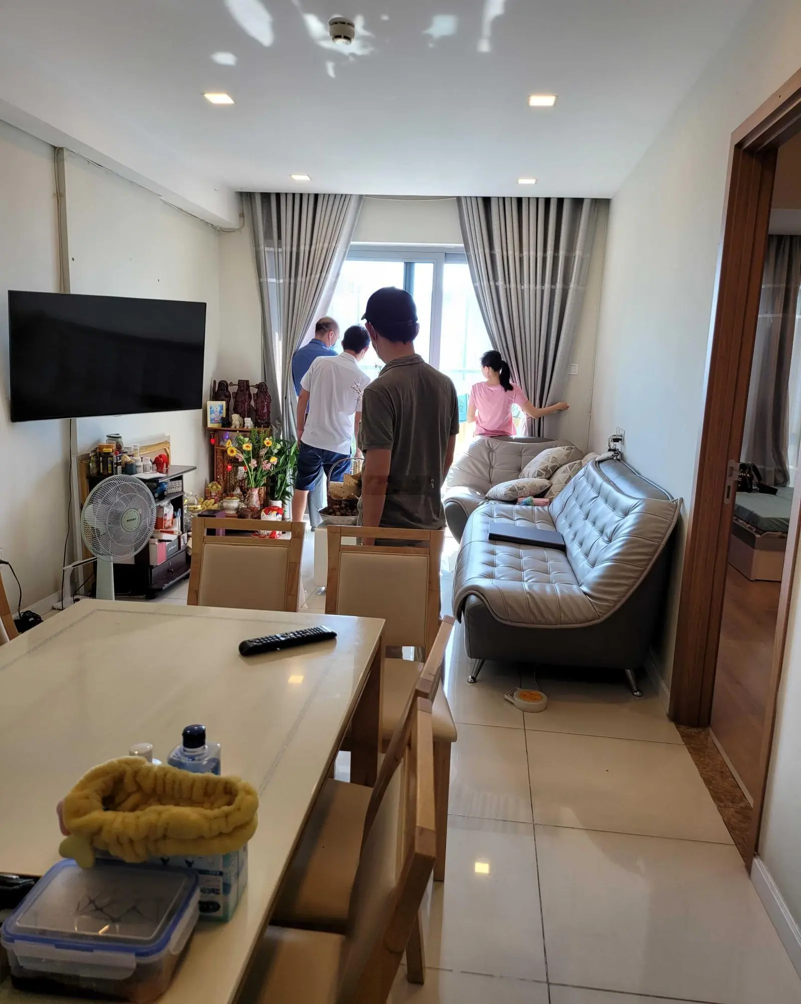 Bán Rivera Park Q10, 4tỷ3 74m2/2PN, 2WC full nội thất (bao phí thuế sổ hồng) LH: 0918 141 ***