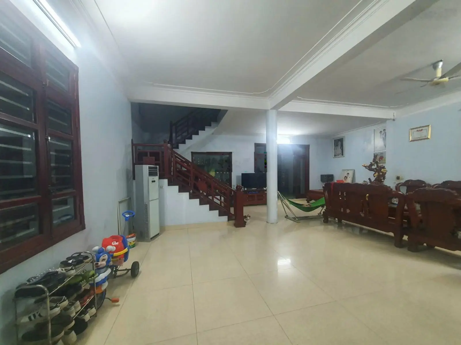 Em cần bán 1 số căn biệt thự vip khu việt trang làn 2 Lê Thái Tổ. Hiện chỉ còn 02 căn duy nhất