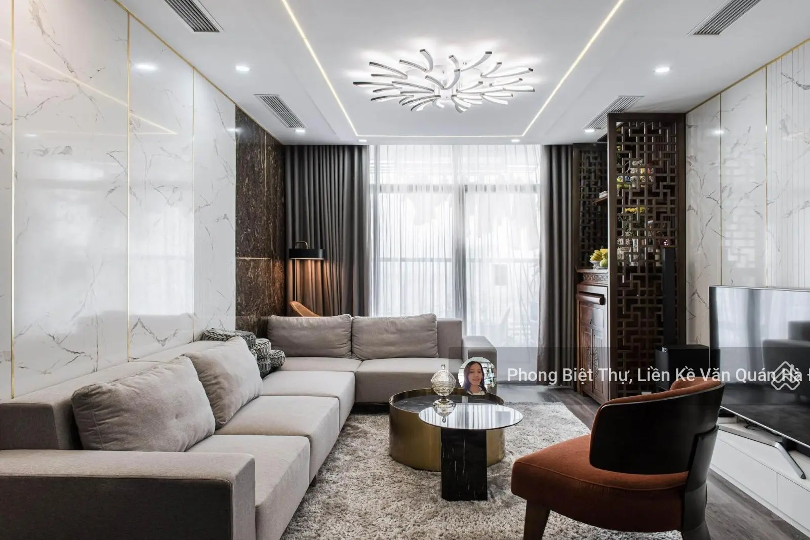 Chính chủ bán căn chung cư New Skyline Văn Quán, 98m2, lô góc 3 ngủ, view hồ Văn Quán 0983 669 ***