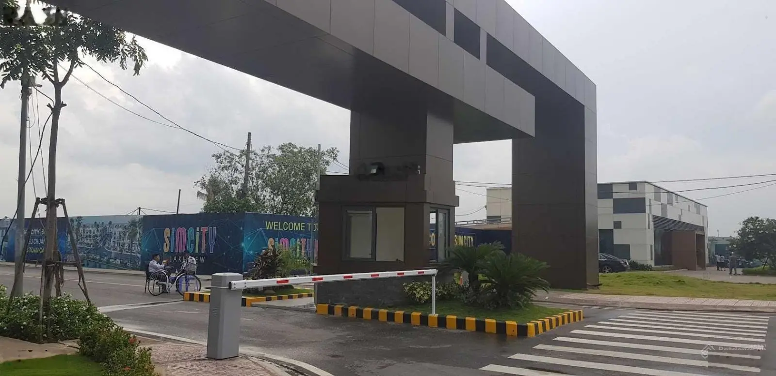 Bán căn nhà phố Sim City hoàn thiện nội thất, giá chỉ 6,5 tỷ