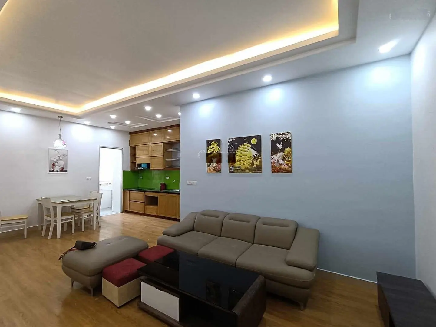 Chính chủ Bán căn hộ 70m2 2PN tòa CC CT1 Nam Xa La full đồ xịn. Giá 2.550 tỷ, sổ đỏ chính chủ