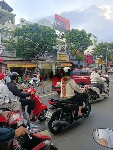Nhà mặt tiền Huỳnh Tấn Phát, TT N.bè. Ngang rộng nở hậu. 88 tr/m2
