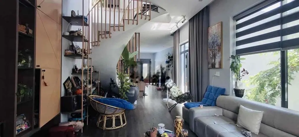 Nhà có gara oto - 135m2 - 2 tầng - ngang 8.5m - gần chợ khuê mỹ 5,8 ty