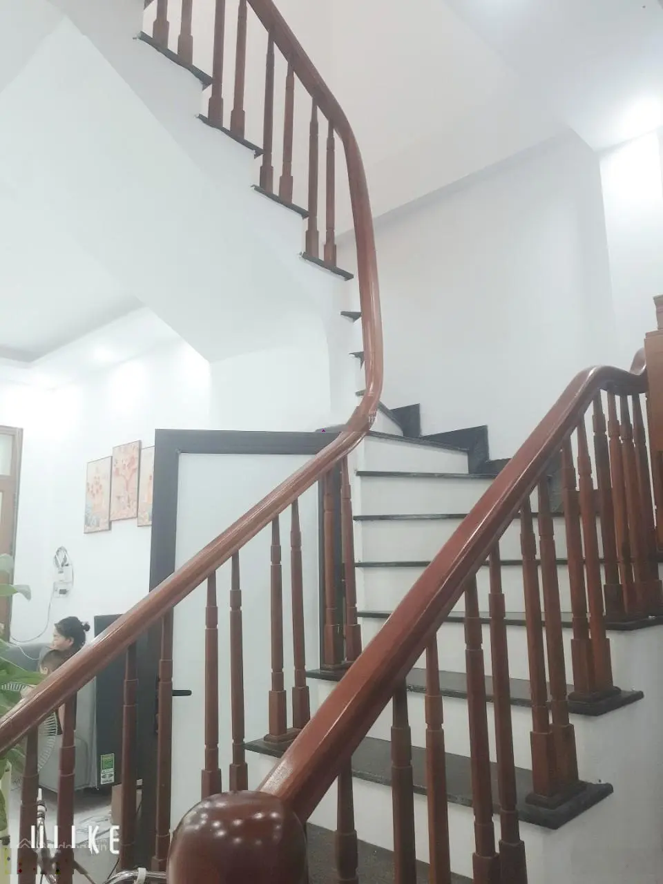 Bán nhà riêng 33m2, xây 3 tầng, sổ đỏ chính chủ, hộ khẩu quận Hà Đông, gần chợ, trường hơn 2 tỷ