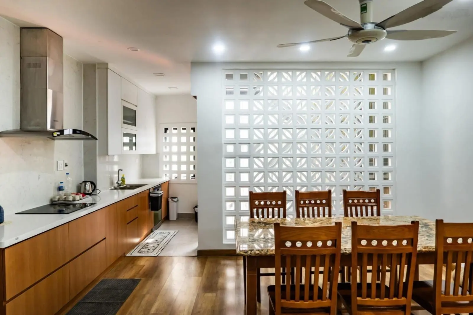 Siêu phẩm Tây Hồ phân lô Vip 2 thoáng - thang máy - ô tô - không gian đẳng cấp - 86m2x5 tầng MT 5m