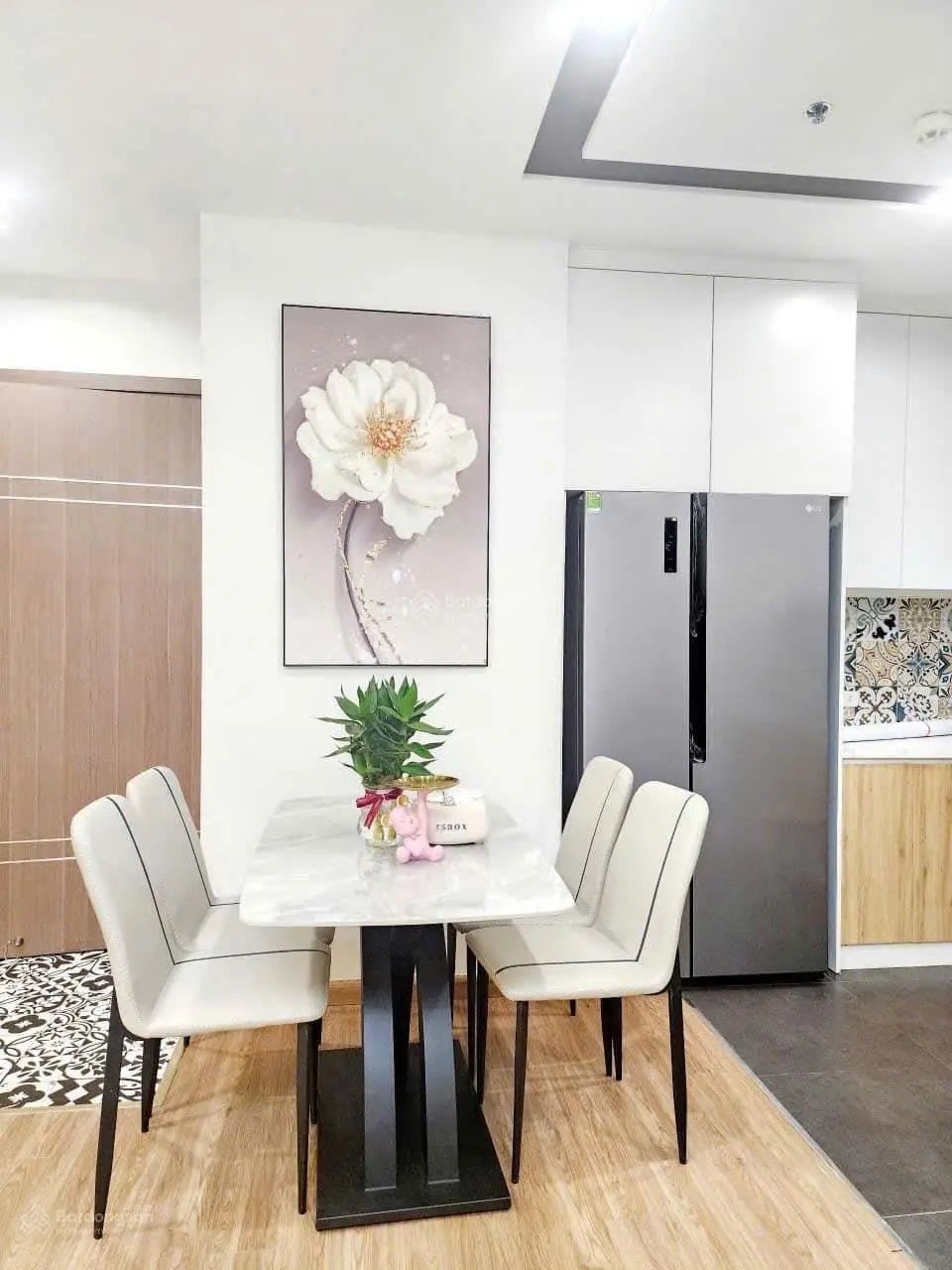 Chính chủ thiện chí gửi bán căn hộ 2PN 72m2 tại tòa HH2 90 Nguyễn Tuân full nội thất giá 5 tỉ