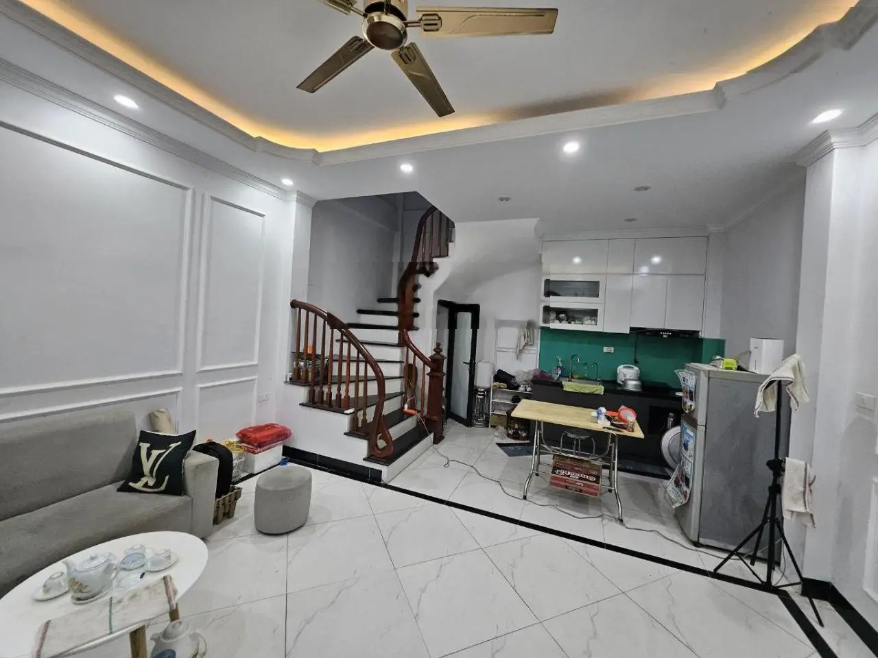 Diện tích 36m2 - mặt tiền cực rộng 6.3m, 5 Tầng, Nội thất nhập khẩu, nhỉnh 5 Tỷ, Xuân Phương