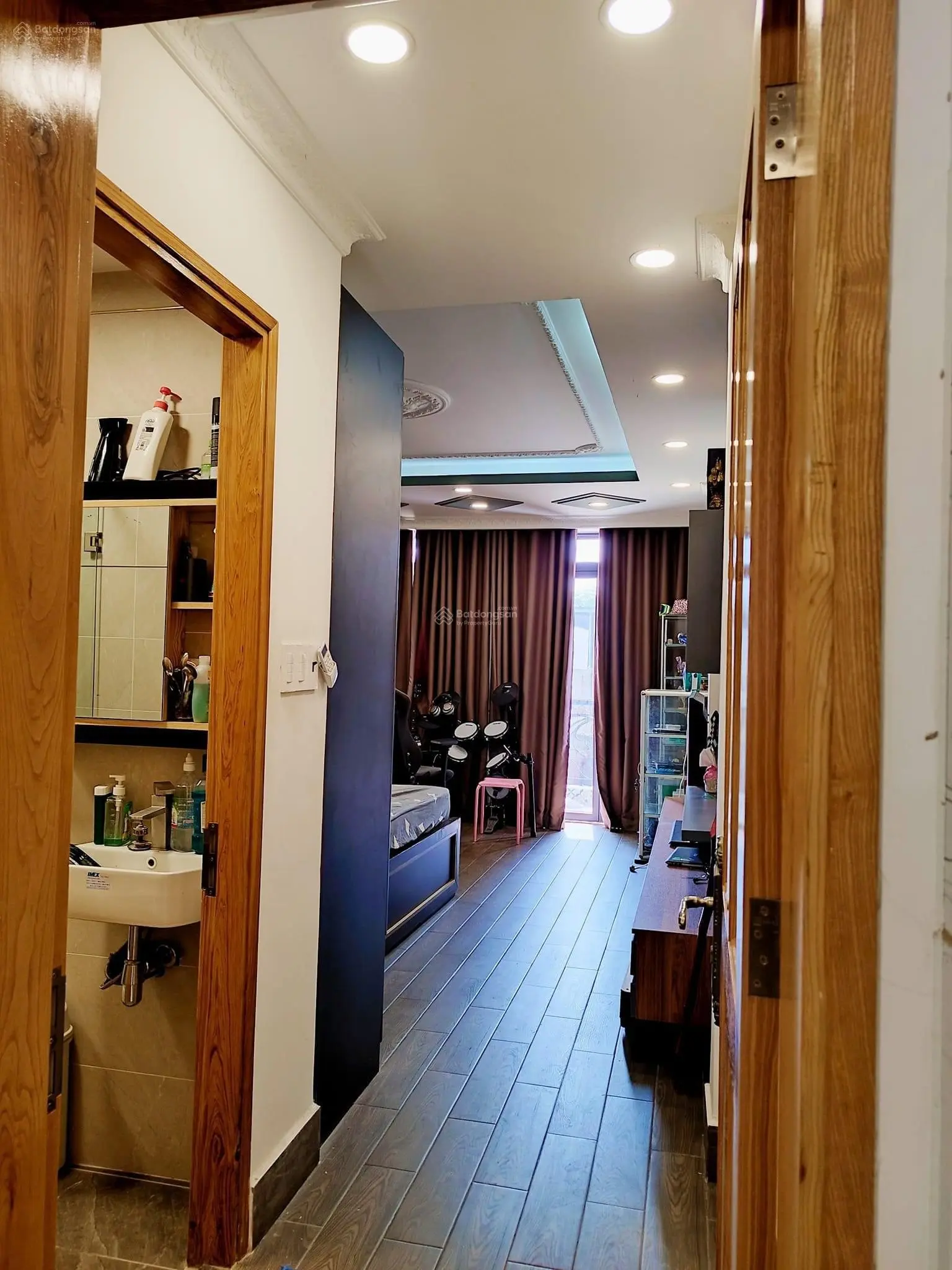 Nhà bán 86m2, Quận 7, xe hơi tận nơi nhà 3 tầng 4m x 21,5m nhỉnh 7 tỷ