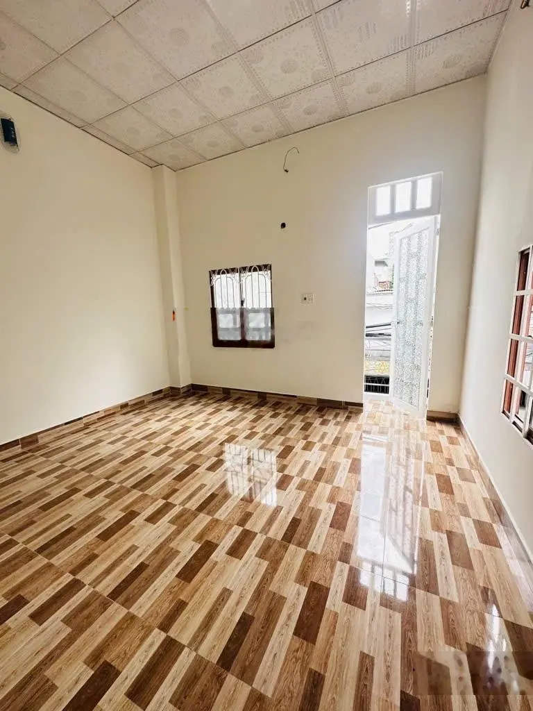 3 TỶ XÍU- NGUYỄN SÚY - KHU CHỢ TÂN HƯƠNG - HẺM XE HƠI - 2 TẦNG - 36M2 -THOÁNG- ĐẦY ĐỦ CÔNG NĂNG