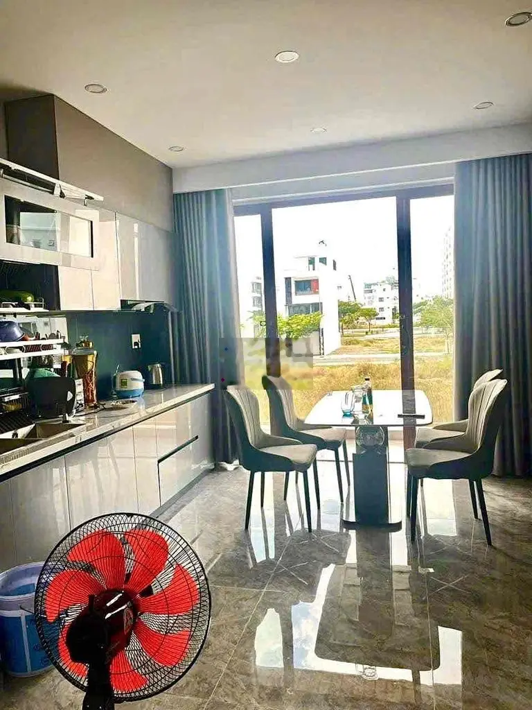 bán nhà 3 tầng mặt tiền đường B4 vcn phước hải