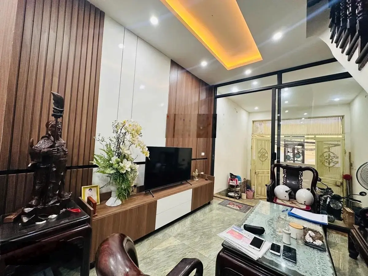 BÁN NHÀ 45 m 6 T - DÂN XÂY MẶT NGÕ THÔNG 2 THOÁNG - SĐ A4 Mặt Tiền Rộng đẹp QH ổn định chỉ 8,3 tỷ