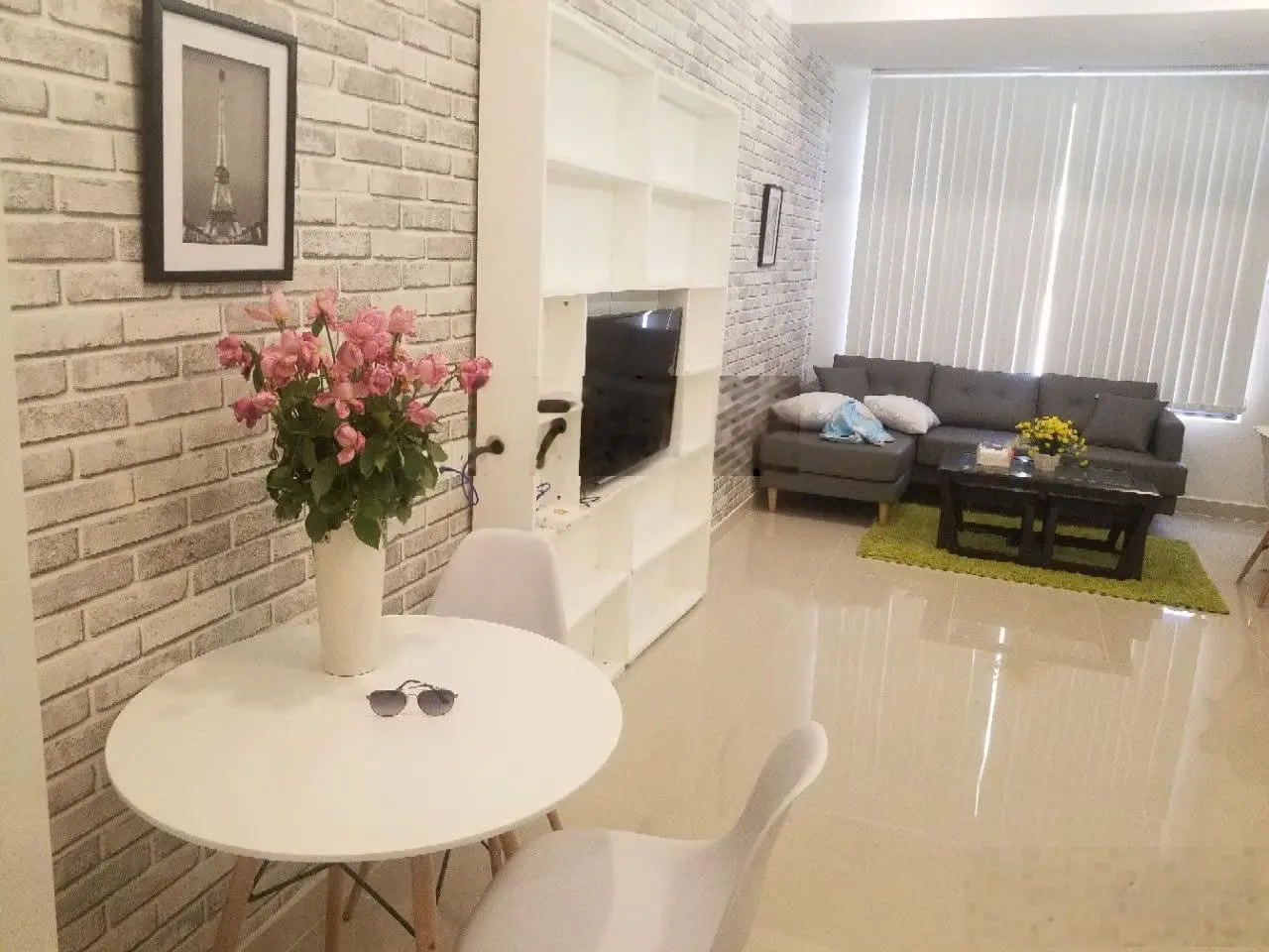Cần bán studio 34m2 The Tresor quận 4 giá tốt nhất. LH: 0909 024 ***