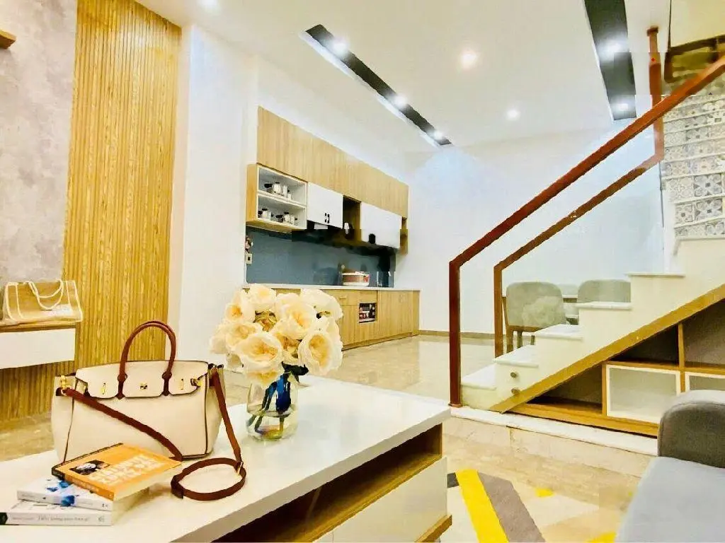 Đường Ô Tô - 4.5M - 3 Tầng - Điện Biên Phủ - Lê Độ - 3.5 Tỷ