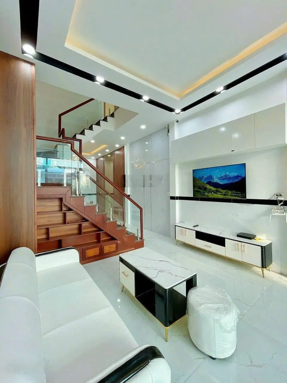 Hàng hiếm tại bán nhà mặt phố Khuất Văn Bức, 80m2, Bình Chánh, HCM