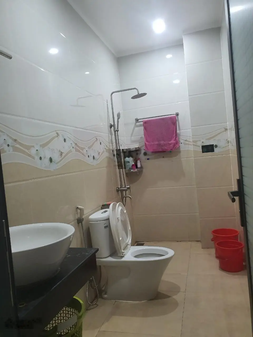 Chính chủ bán nhà 2 tầng đường Bùi Công Trừng , Tây Nam gần Lê Quảng Chí .