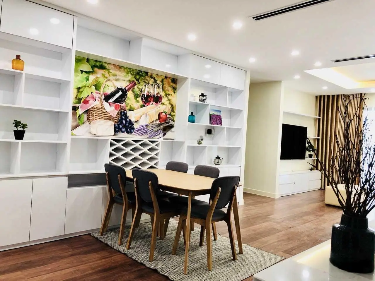 Giá thật! 3PN, 2WC, 100m2, BC Đông Nam, chỉ 7,5 tỷ. Nhà đẹp, tầng trung. Lh: 0343,202.831