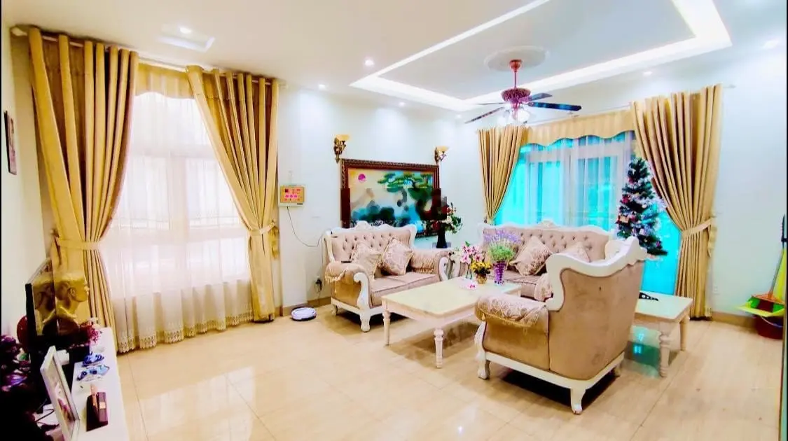 Bán nhà hoa hậu phố Láng Hạ - Đống Đa kinh doanh đỉnh, ô tô đỗ cửa nhà 42m2/6T/5m MT 10tỷ có TL