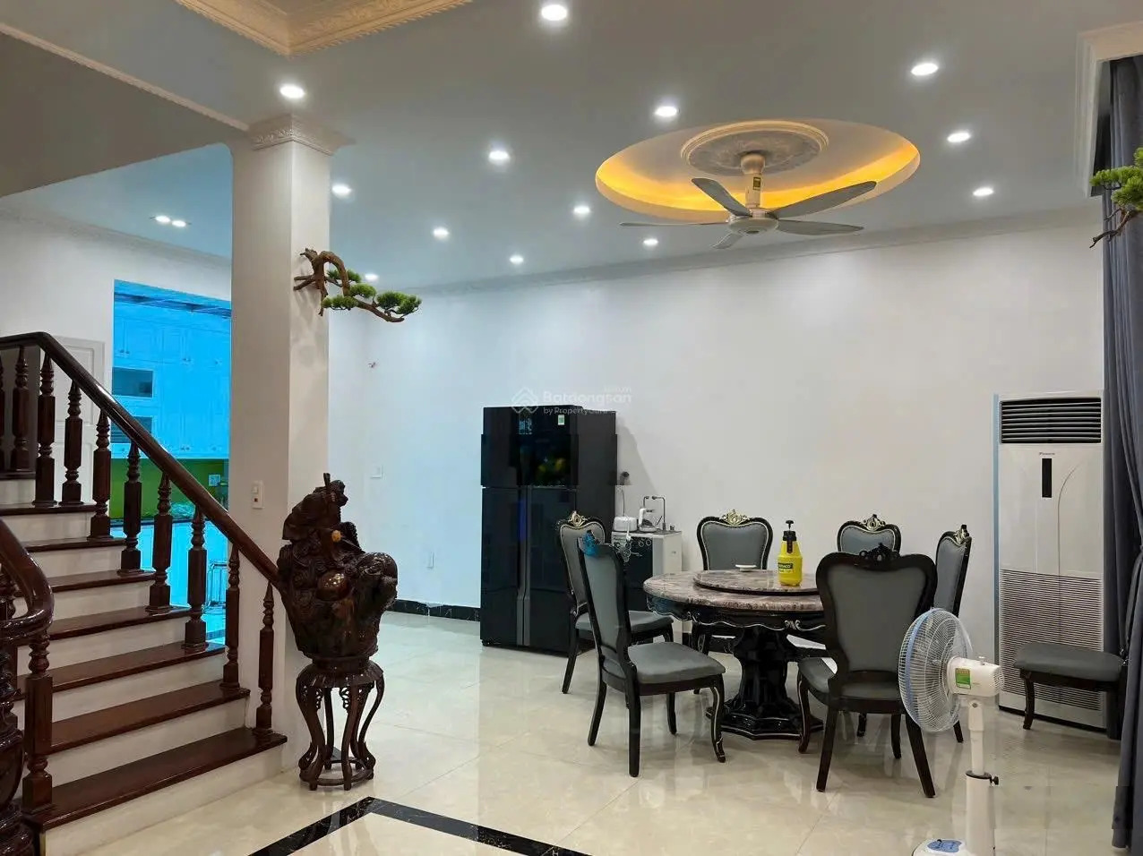 Cần Bán căn song lập Venice 144m2 đã hoàn thiện xem là ưng giá tốt nhất dự án LH 0902 909 ***
