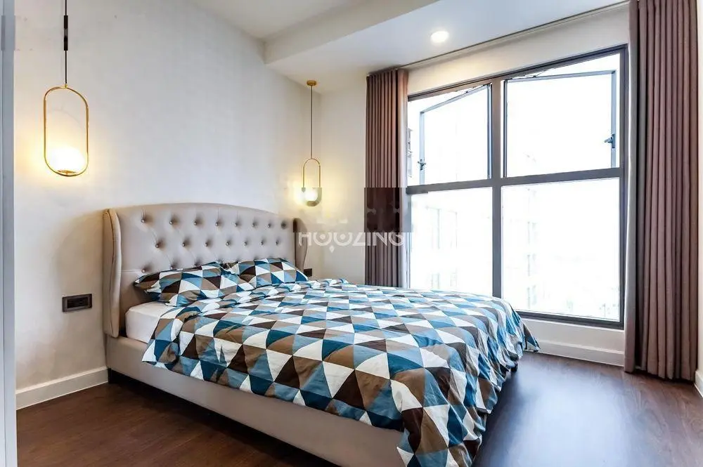 Bán căn hộ Saigon Royal 60m2 Quận 4, nội thất đẹp, giá tốt. LH: 0909 024 ***