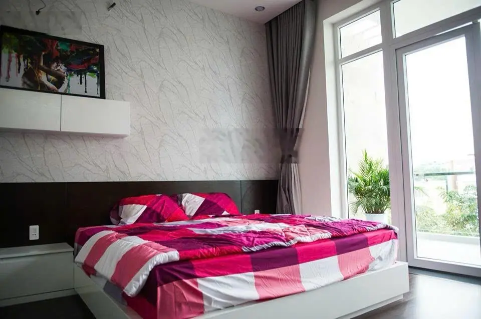 Bán đất tặng nhà 4 tầng đường 7,5m Dương Đình Nghệ gần biển Mỹ Khê