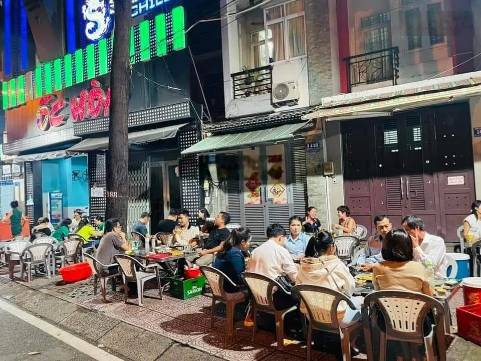 Bán nhà mặt tiền đường Trường Sa