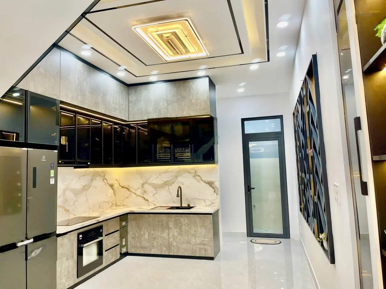Bán nhà mới đẹp 3,5 tầng - P. Phú Mỹ - Quận 7, DT 4x15.5m, giá: 7,75 tỷ