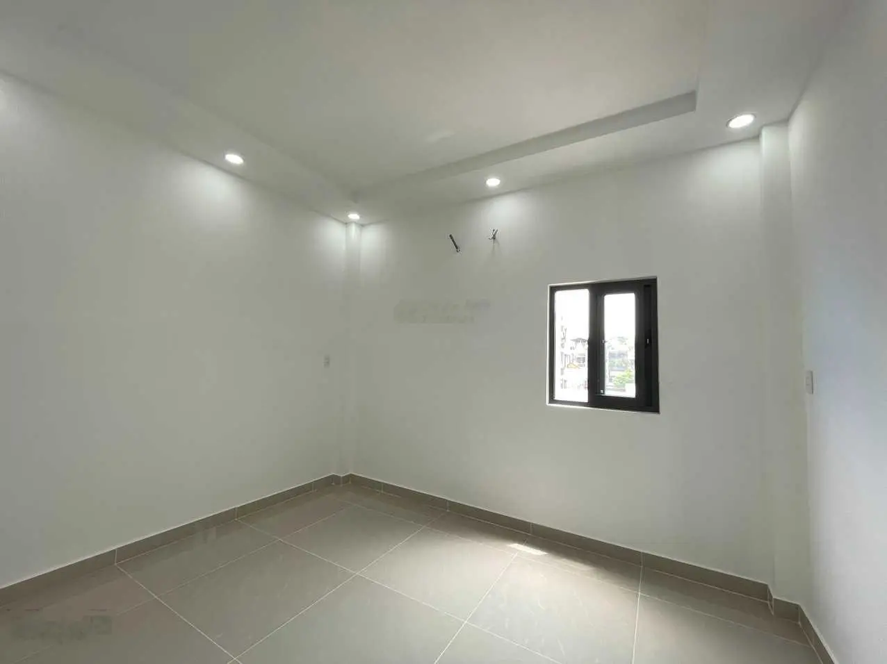 Bán nhà Âu Dương Lân, gần cầu Chữ Y, 68m2, ngang 4m, 4 tầng BTCT, hẻm sạch thoáng, chỉ 6 tỷ 660