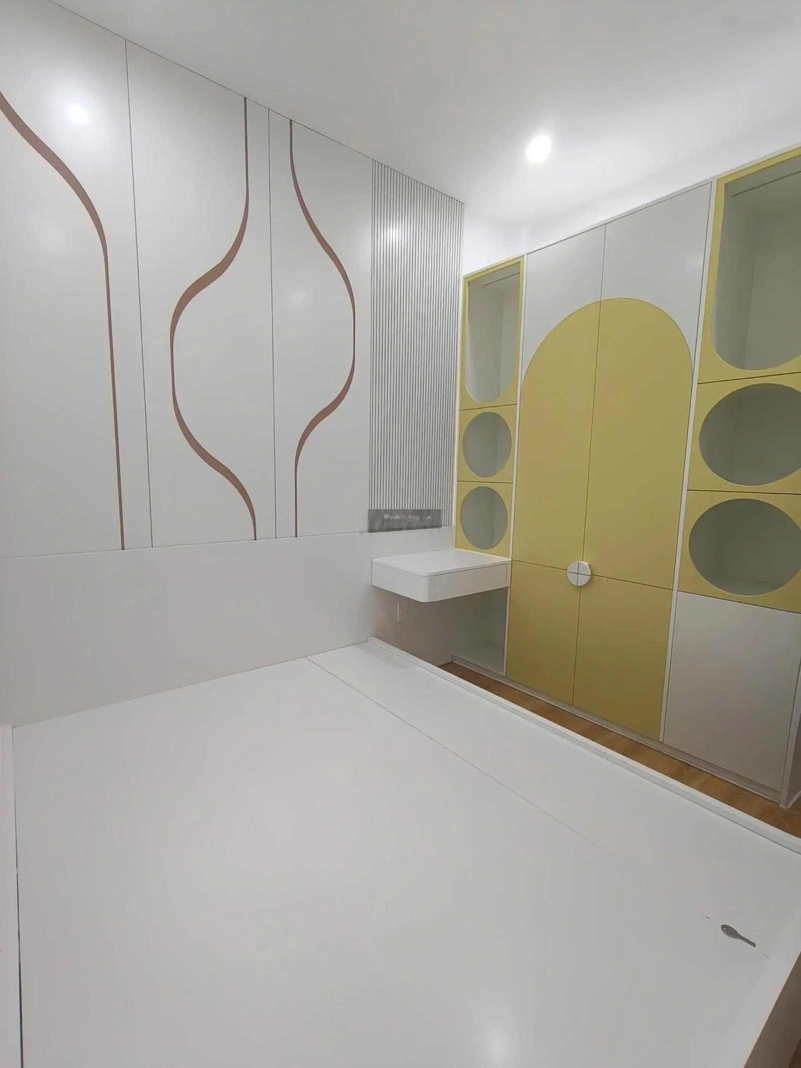 Chủ cần tiền bán nhanh nhà đẹp 2 tầng, mặt tiền đường Hồ Biểu Chánh sát Phan Đăng Lưu