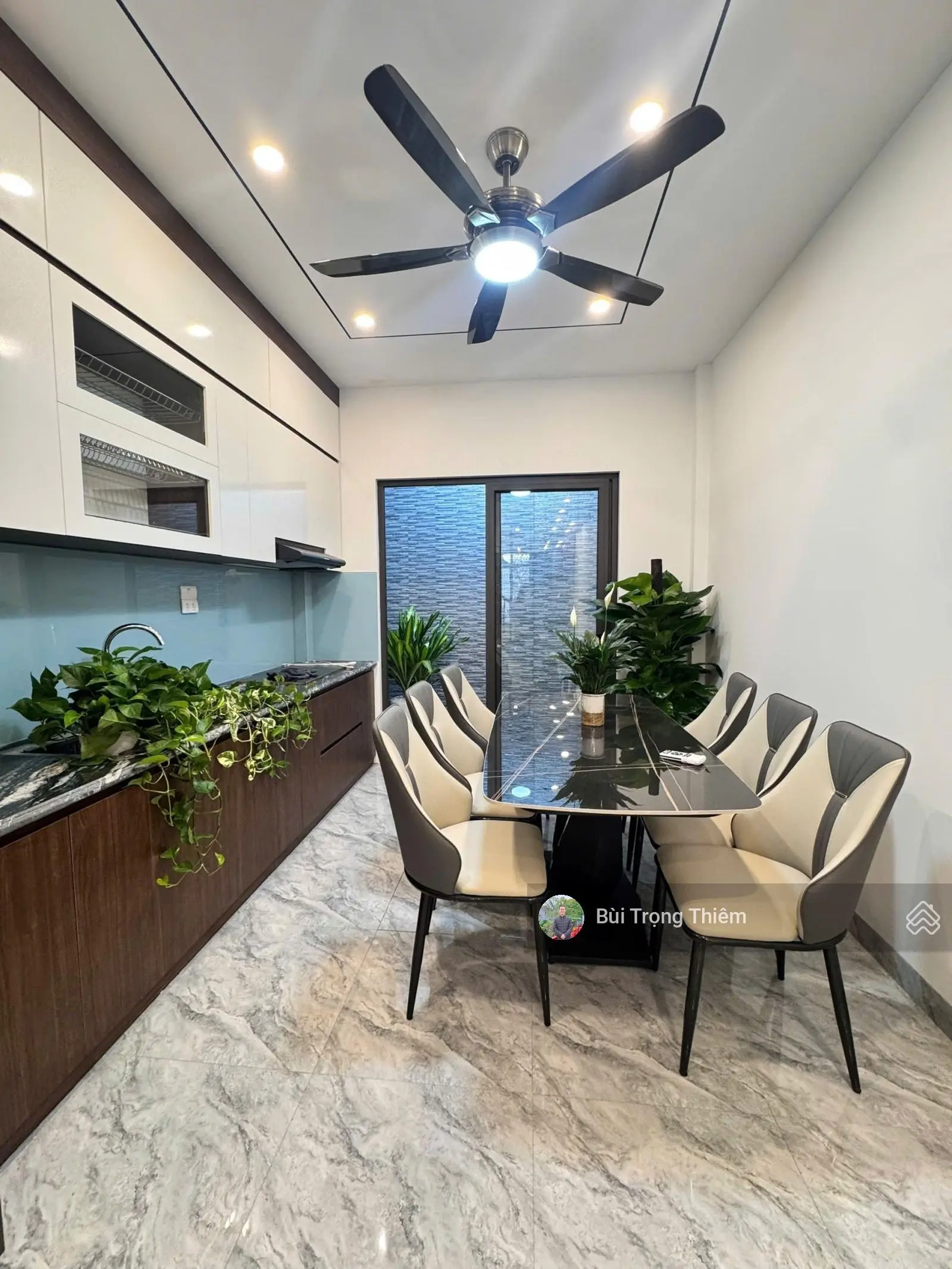 Bán nhà riêng 4 tầng 50m2 mới cứng sài đồng, long biên mặt ngõ thông 4 phòng ngủ full nội thất