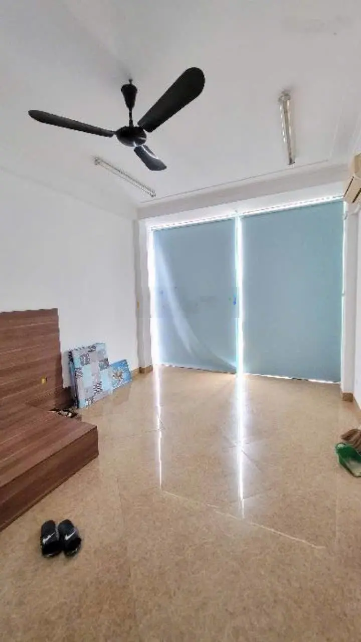Bán nhà mặt phố Nguyễn Trãi - 6 tầng - vỉa hè kinh doanh ngày đêm - mặt tiền 4.1m - 15,8 tỷ